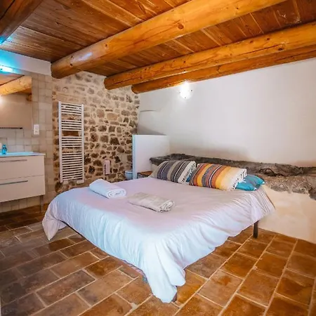 Superbe Maison De Village-piscine-ideal Famille * Bourdic