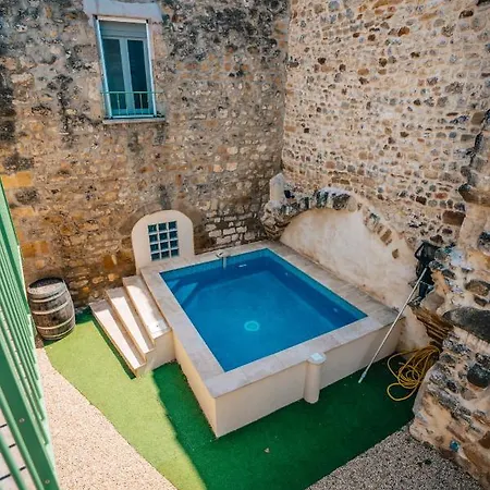 Superbe Maison De Village-piscine-ideal Famille Holiday home