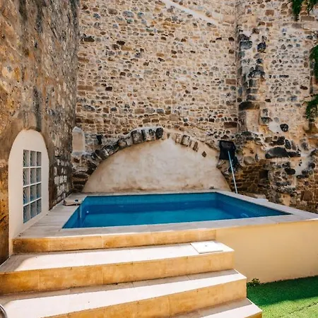 Superbe Maison De Village-piscine-ideal Famille