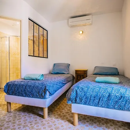 Superbe Maison De Village-piscine-ideal Famille Bourdic