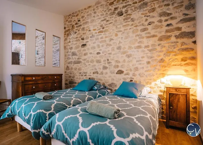 Superbe Maison De Village-piscine-ideal Famille * Bourdic