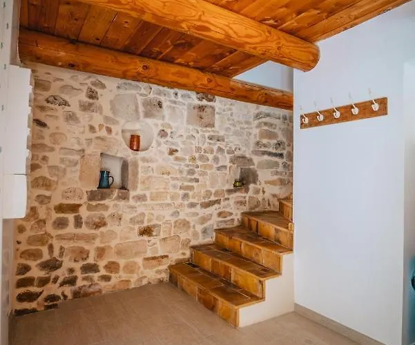 Superbe Maison De Village-piscine-ideal Famille Ferienhaus