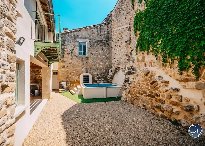 Superbe Maison De Village-piscine-ideal Famille Ferienhaus *
