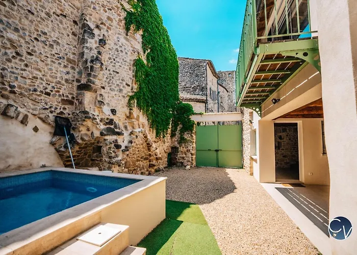 Superbe Maison De Village-piscine-ideal Famille Ferienhaus *