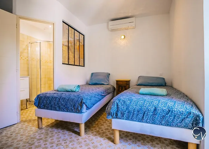 Superbe Maison De Village-piscine-ideal Famille Bourdic
