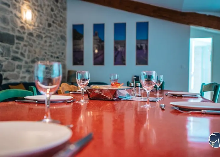 Superbe Maison De Village-piscine-ideal Famille Ferienhaus *