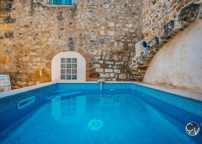 Ferienhaus Superbe Maison De Village-piscine-ideal Famille Bourdic